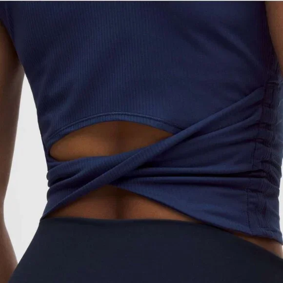 All It Takes Back-Twist Ribbed Short-Sleeve Shirt (8) - Picture 3 of 4